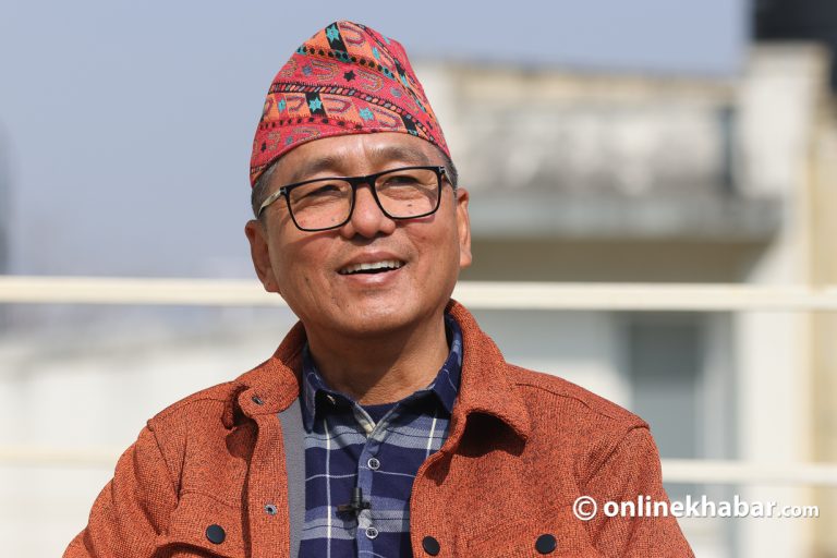 राप्रपाका नेता कार्यकर्ताले अन्य दलको सामग्रीमा लाइक र रिट्विट गर्न नपाइने