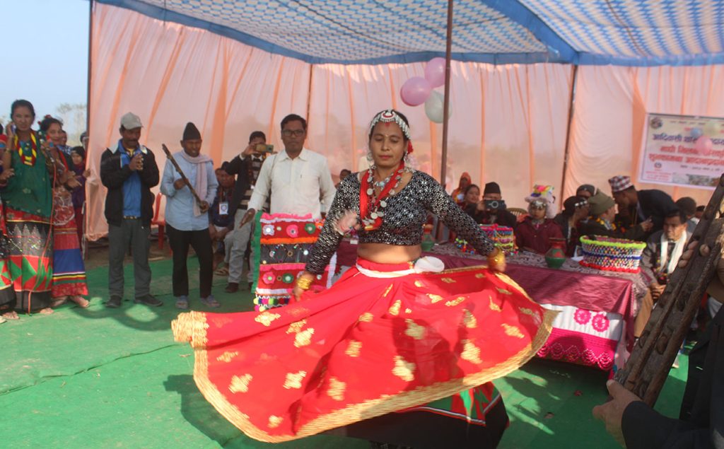 थारू संस्कृति संरक्षणमा सहयोगी बन्दै ‘माघी मिलन कार्यक्रम’