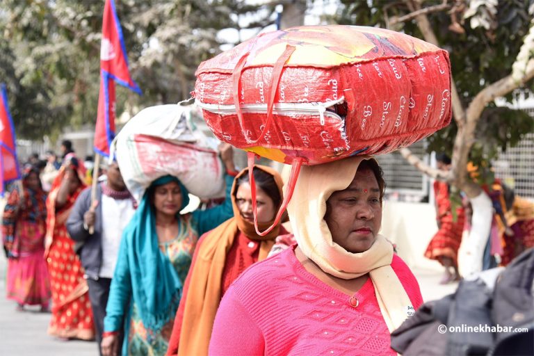 ‘जति पटक आए पनि ऋण घट्दैन, दुःखमात्र बढ्छ’