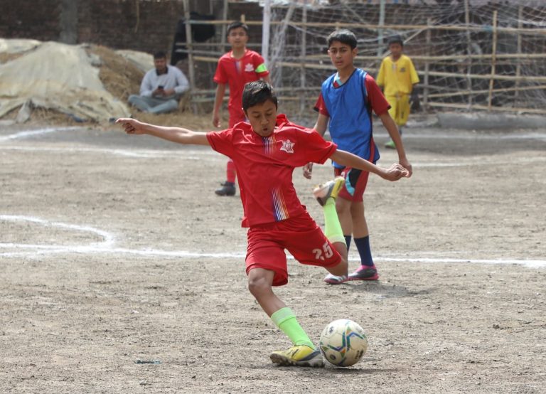 पिस प्वाइन्ट र काष्ठमण्डप उपाधि नजिक