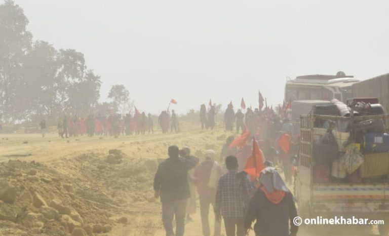 मिटरब्याज पीडित र स्थानीयबीच मकवानपुरमा झडप, २१ जना घाइते