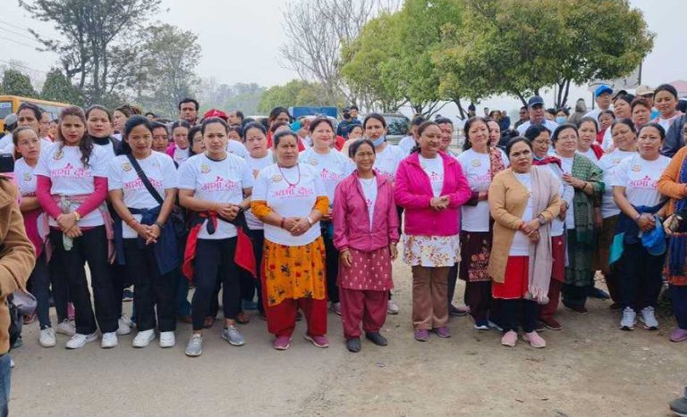 कीर्तिपुरमा आमा दौड, ७०० जना सहभागी