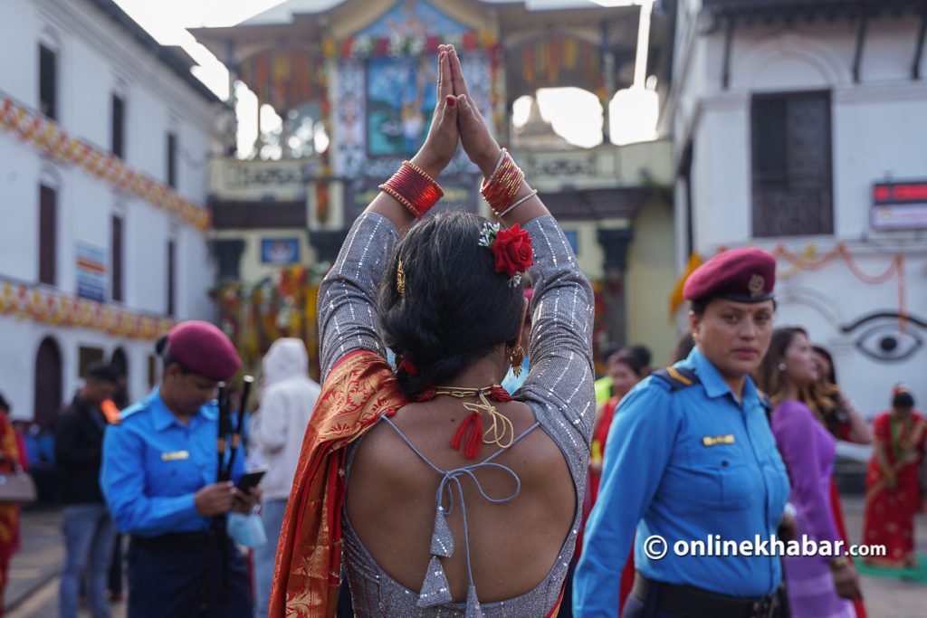 पशुपति क्षेत्रमा ४ हजार बढी प्रहरी परिचालन, ड्रोनबाट पनि निगरानी