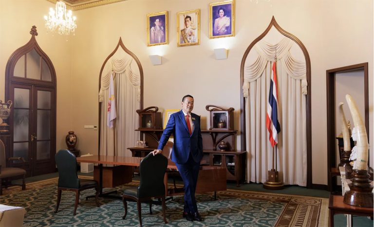 ‘सेल्सम्यान’ प्रधानमन्त्री जो व्यापारबाटै सुधार्न खोज्दैछन् थाइल्याण्डको अर्थतन्त्र