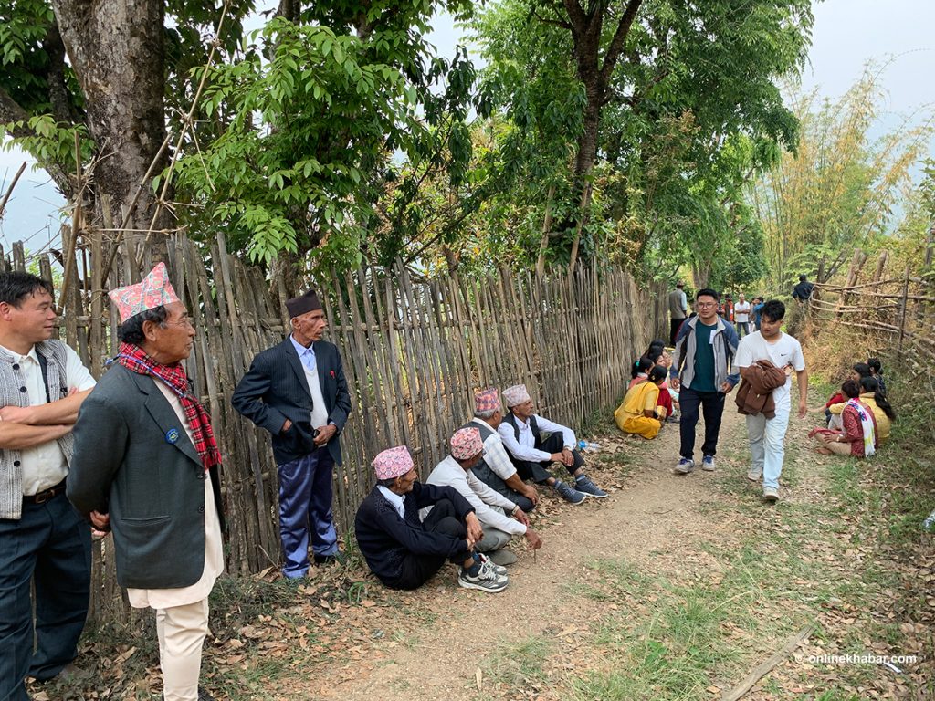 अपडेट : इलाममा ४० प्रतिशत मतदान