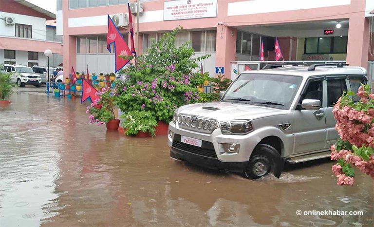 नीति तथा कार्यक्रम पेश गर्नुअघि बागमती प्रदेशसभा भवन जलमग्न