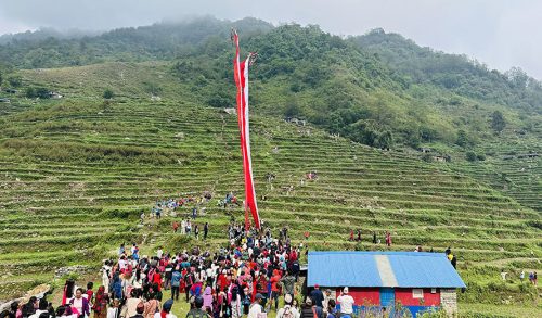 म्याग्दीको रघुगंगामा वर्षौ पुरानो ‘लिङ्गो जुधाउने’ परम्परा