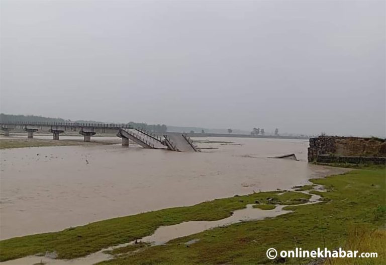 उदयपुरमा १३२ मिलिमिटर वर्षा, जलसतहले नाघ्यो सतर्कताको तह