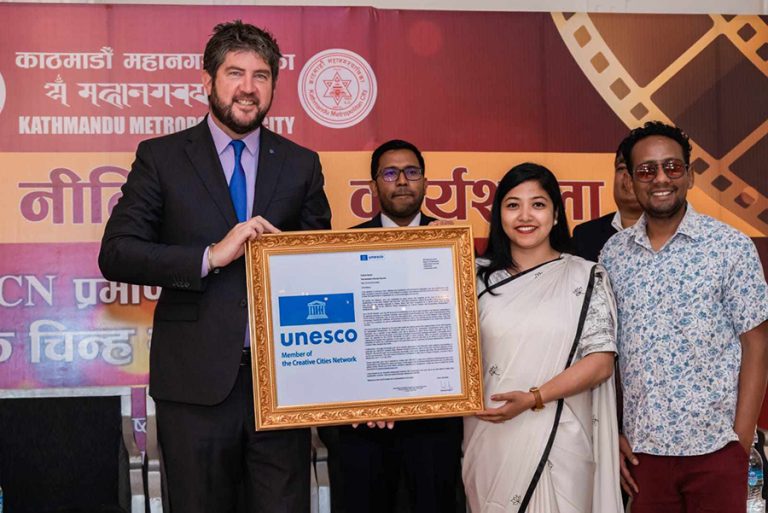 काठमाडौं आधिकारिकरुपमै ‘फिल्मको रचनात्मक सहर’, युनेस्कोले दियो प्रमाणपत्र