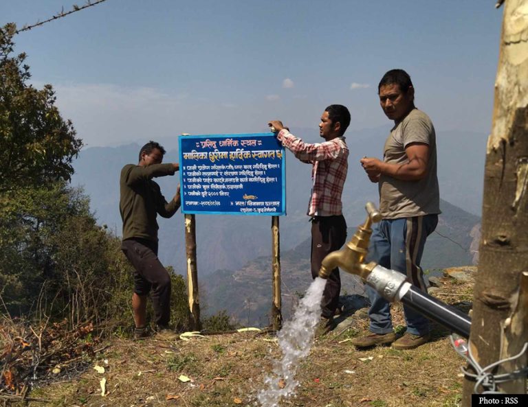 म्याग्दीको मालिका धुरीमा १८ लाख खर्चेर भक्तजनलाई खानेपानी सुविधा