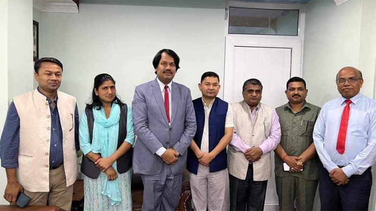मधेशमा जनमत पार्टीको नेतृत्वमा सरकार बनाउन एमाले र माओवादी तयार