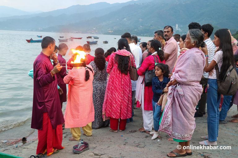 स्थलमार्गबाट भित्रिने भारतीय पर्यटक संख्या यकिन गर्न सर्वेक्षण गरिँदै