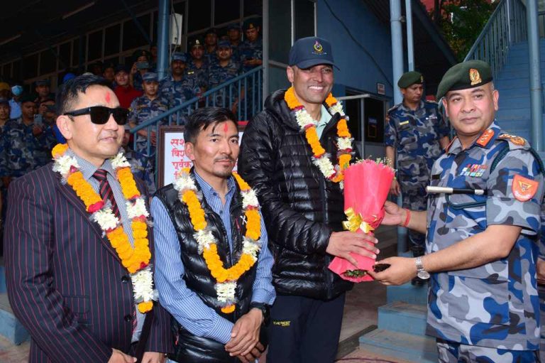 इन्सपेक्टर पौडेलको सगरमाथा आरोहण सीमा अनुगमन पनि हो : आईजी अर्याल