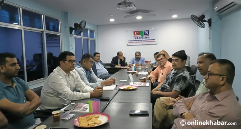 ल्यापटप र नोटबुकमा लगाएको ५ प्रतिशत अन्त:शुल्क फिर्ता लिन माग