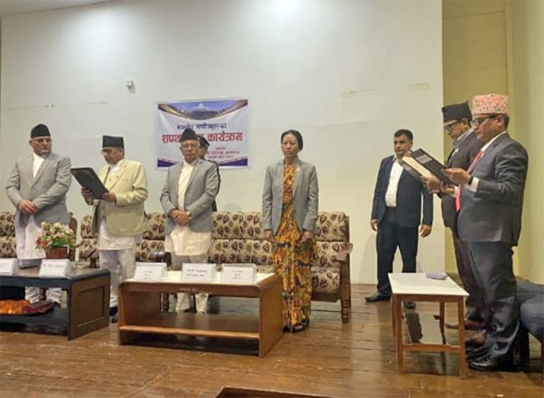 गण्डकी मन्त्रिपरिषद विस्तार : फणीन्द्रलाई ऊर्जा, मनाङेलाई भौतिक पूर्वाधारमन्त्री