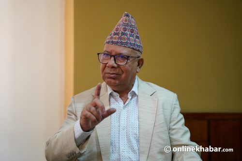 माधव नेपाल भेनेजुयला प्रस्थान, पाण्डे कार्यवाहक अध्यक्ष