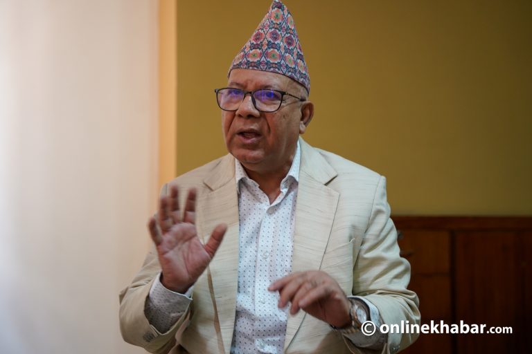 माधव नेपालले भने : केपी ओली, विष्णु पौडेलहरु गणतन्त्रको विपक्षमा थिए
