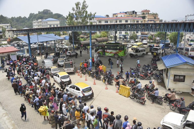 ट्यांकर मजदुरसँग जुट्यो सहमति, पेट्रोलियम पदार्थ आपूर्ति आजैदेखि