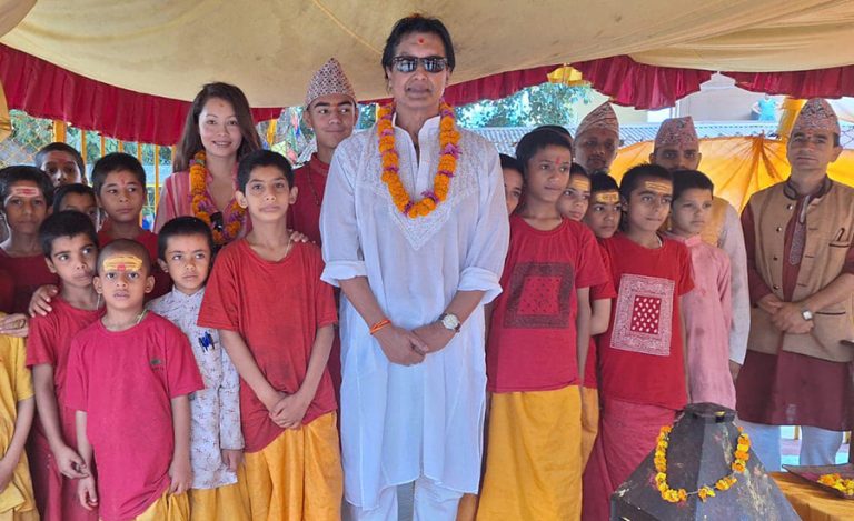 ६१ लागे राजेश हमाल, ‘बेबी प्लान’बारे भन्छन्- बच्चा एडप्ट पनि गर्न सकिन्छ