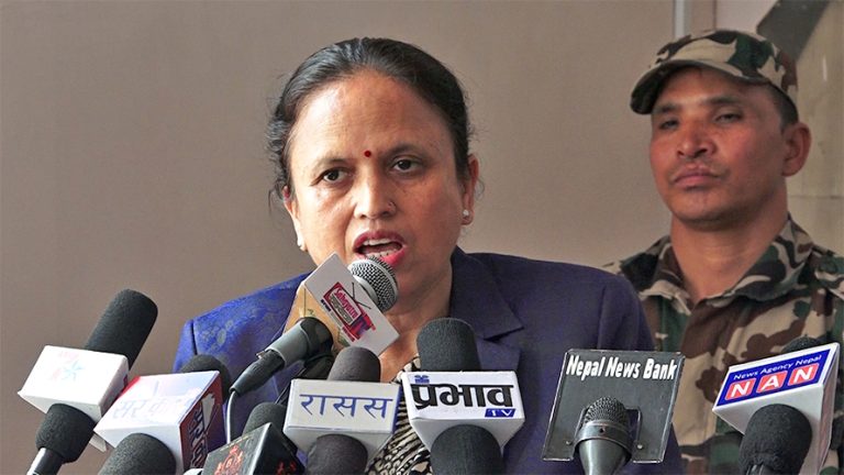 राजनीति भन्नासाथ नाक खुम्चाउने स्थिति सिर्जना भएको छ : सञ्चारमन्त्री शर्मा