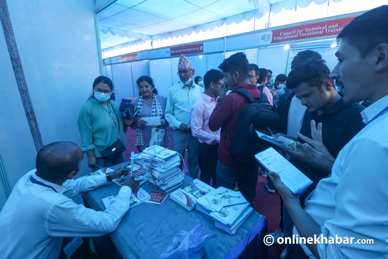 श्रमाधान मेलामा साढे २७ हजारले दिए रोजगारीका लागि आवेदन