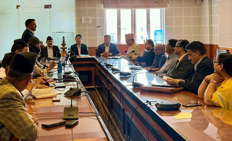 उच्चस्तरीय राष्ट्रिय शिक्षा आयोगको प्रतिवेदन कार्यान्वयन गर्छौं : शिक्षामन्त्री श्रेष्ठ