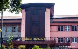 सर्वोच्चले भन्यो- परीक्षा हलमा भेटिएका मोबाइल नष्ट नगर्नू