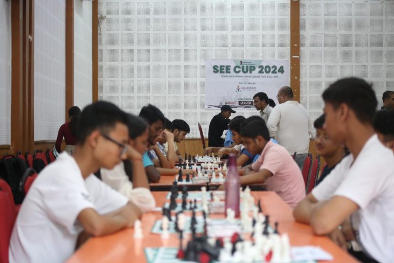 अभिक गोल्डेनगेट एसईई कप चेस २०२४ को शीर्षस्थानमा