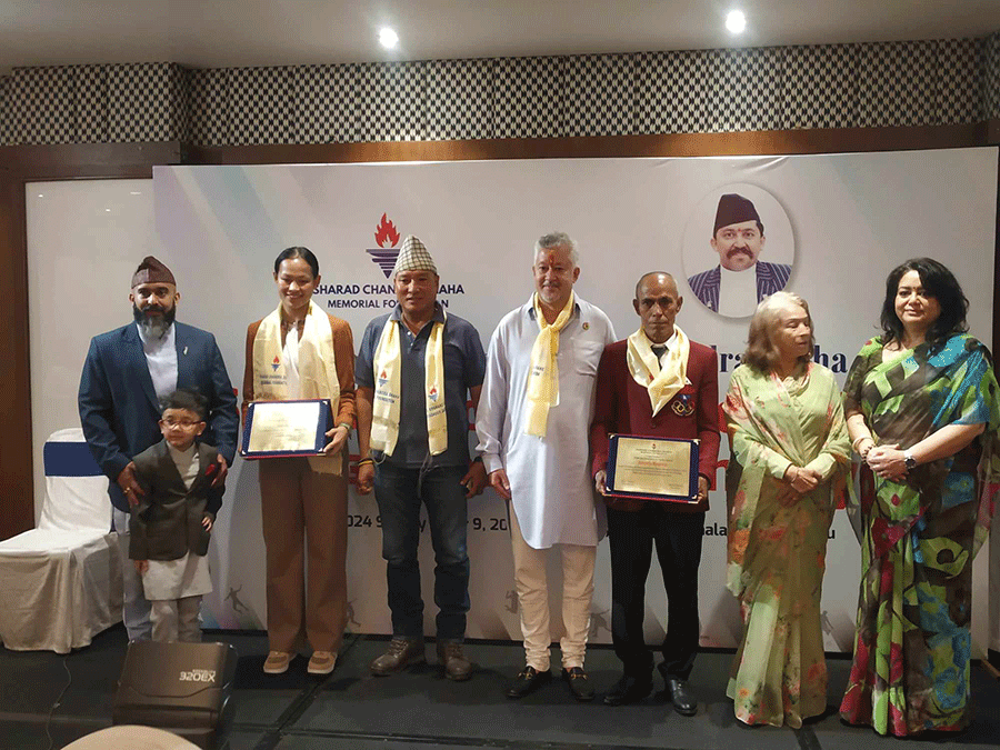 बैकुण्ठ मानन्धर र एरिका गुरुङलाई एससीएसएमएफ स्पोर्ट्स अवार्ड