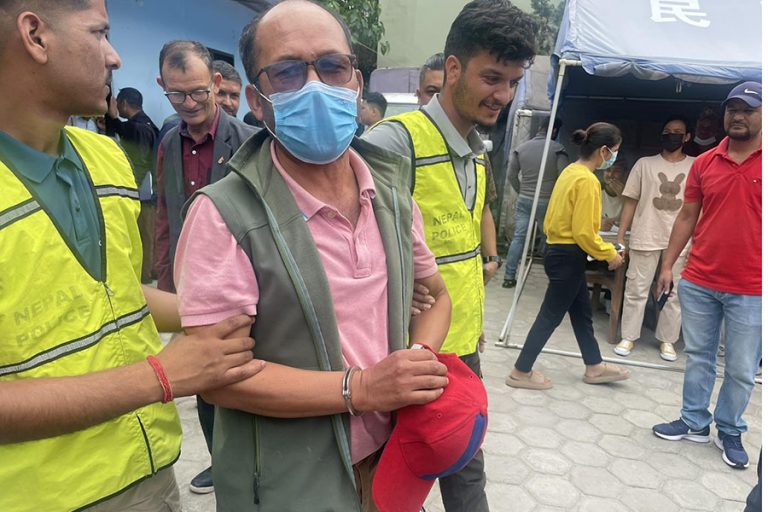 सहकारी अपचलनमा पक्राउ परेका सीबी लामा जेल चलान