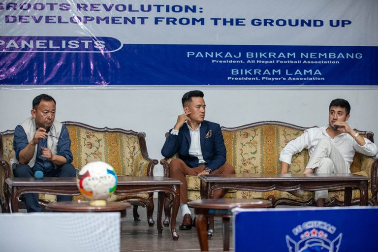 भरतपुरमा फुटबल खेलका विभिन्न आयामबारे अन्तरक्रिया