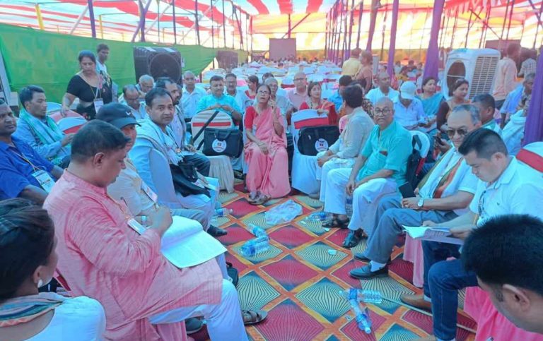 जसपा नेपालको महाधिवेशनमा मतदान स्थगित, पदाधिकारी चयन गर्ने अधिकार उपेन्द्रलाई