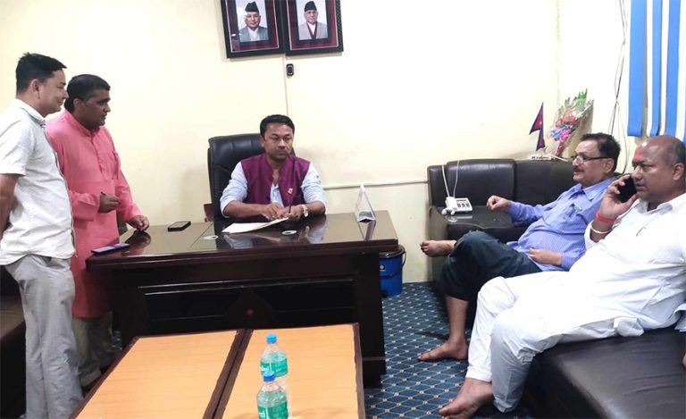 मधेशमा मन्त्रालय भागबन्डा नमिल्दा मुख्यमन्त्रीको दाबी पेश गर्न ढिलाइ