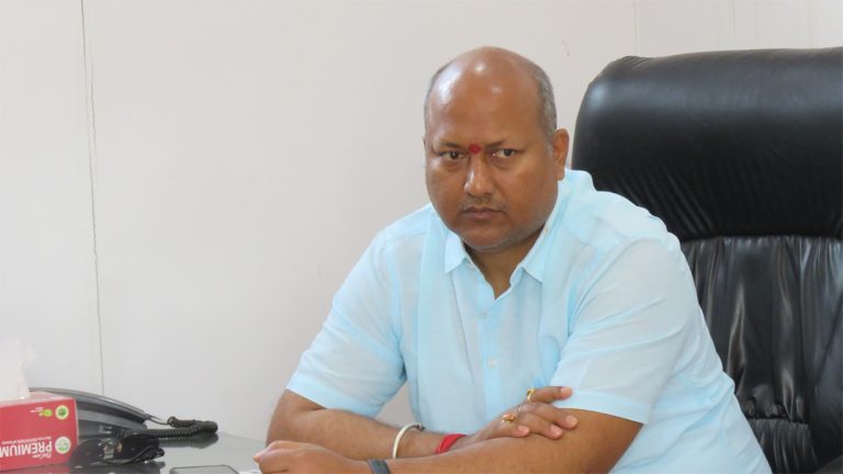 सतिश सिंहलाई मुख्यमन्त्रीको उम्मेदवार बनाउने जनमतको निर्णय