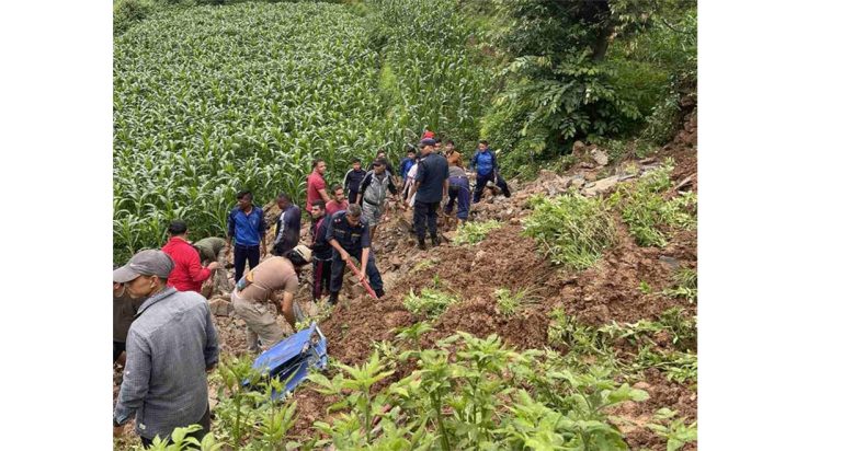 दक्षिणकालीको थाई गुम्बाको पर्खाल भत्कियो, ६ नाबालिकाको उद्धार