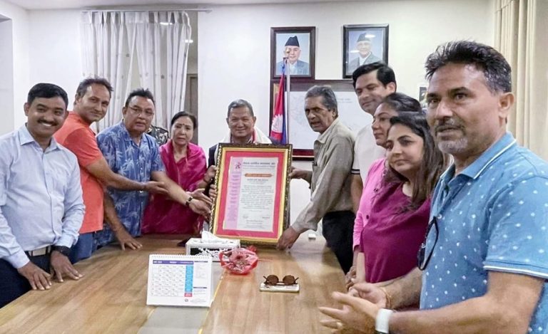 विदेशी फिल्ममा कर बढाउन र कोटा लगाउन चलचित्र कलाकार संघको माग
