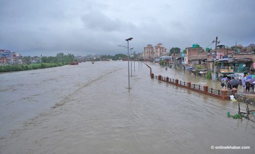 काठमाडौंमा भीषण बाढी (तस्वीरहरु)