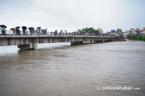 आज ४४ जिल्लामा आकस्मिक बाढीको जोखिम