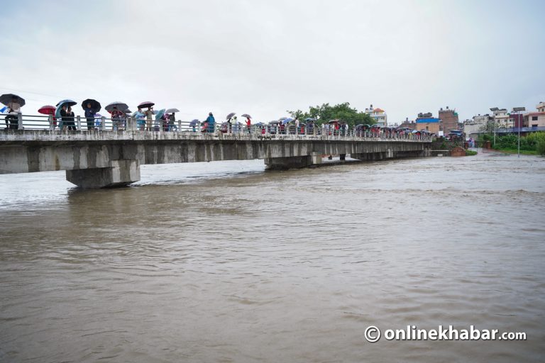 आज ४४ जिल्लामा आकस्मिक बाढीको जोखिम