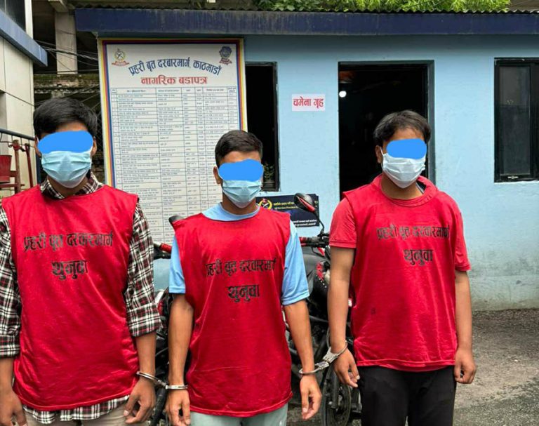 अफलाइन राइडिङमा दुर्घटना गराई फरार रहेका ३ अभियुक्त पक्राउ