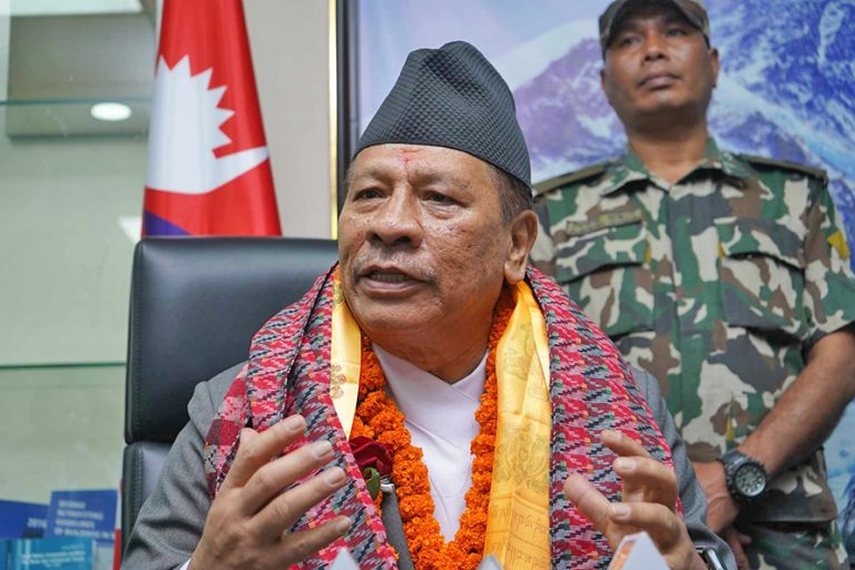 नचाहेको मन्त्रालयमा प्रकाशमान : भद्रगोल बजेट होला कार्यान्वयन ?