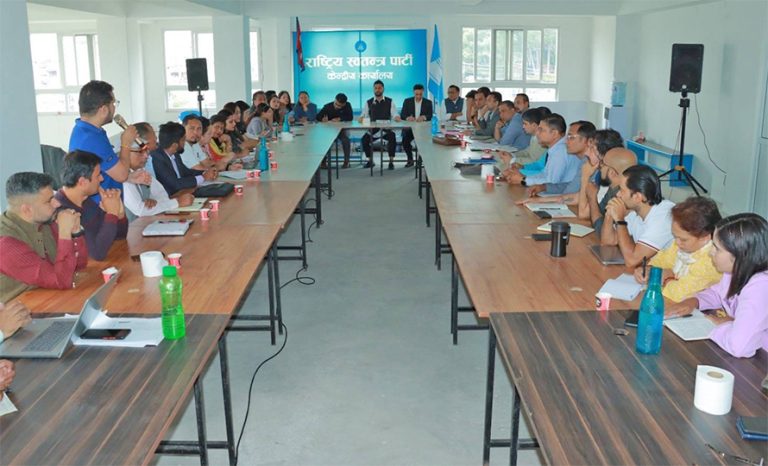 मकुल ढकालबारे निर्णय लिन रास्वपाको बैठक बस्दै