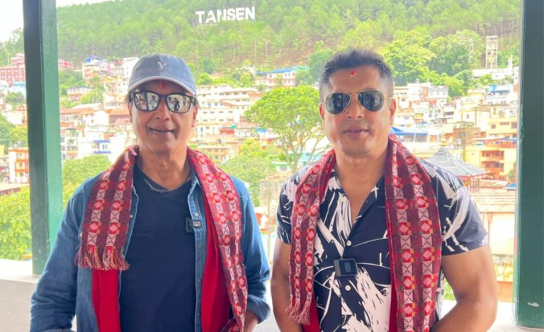 तानसेनमा एकसाथ देखिए राजेश र धीरेन, घुमे पुर्ख्यौली थलो