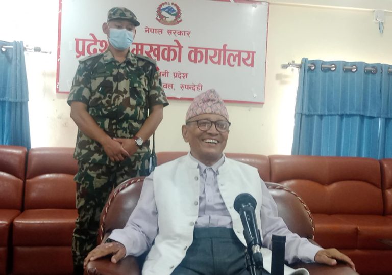 सरकारले प्रदेश प्रमुखको गरिमा राख्न सकेन : शेरचन