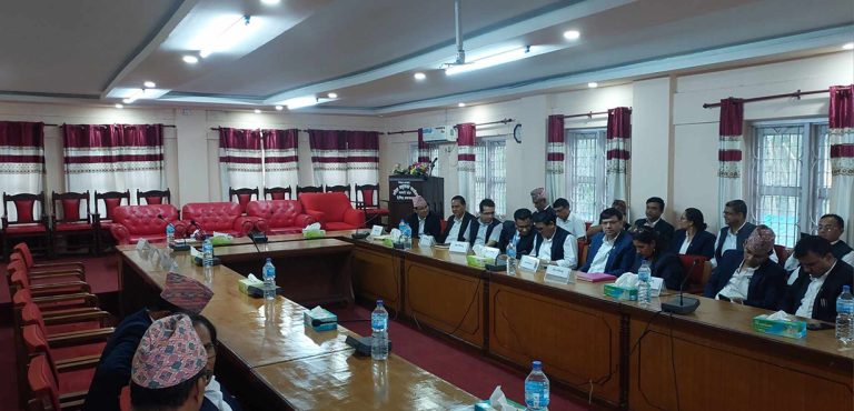 बागमतीमा कांग्रेसभित्रको विवाद र एमालेको असहमतिले मन्त्रीको शपथ रोकियो