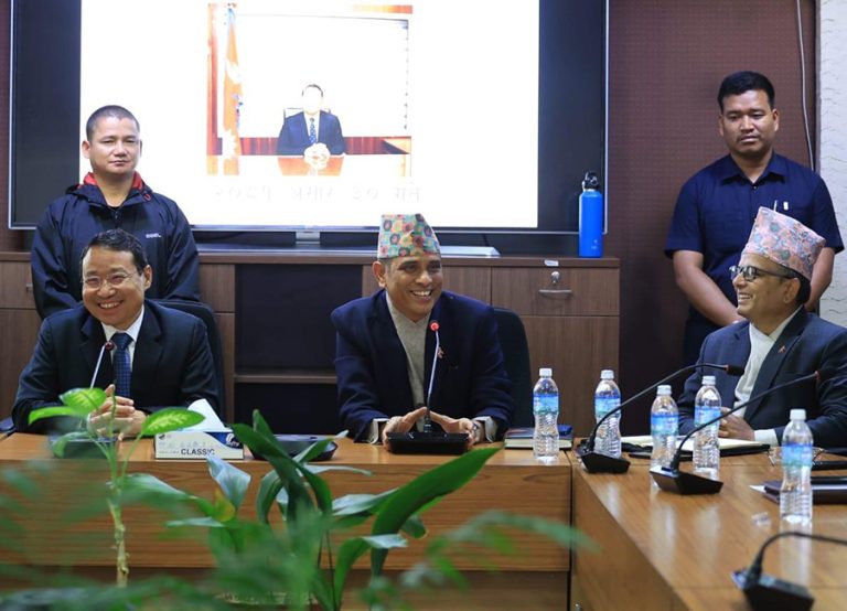 अर्थमन्त्री पुनको बिदाइमा गभर्नर र सचिवले के भने ?