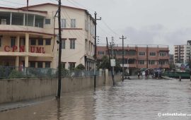 एमाले कार्यालयभित्र पस्यो मनोहराको बाढी