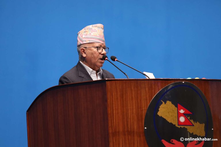 जनताले अर्को जंगबहादुर खोजेका होइनन् : माधव नेपाल