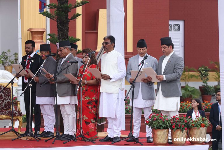 दलितविहीन मन्त्रिपरिषद्, २ जना मात्रै महिला
