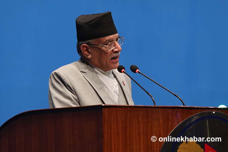 प्रचण्डको चेतावनी : संविधान संशोधनमा खेलाँची नगर्नुहोला
